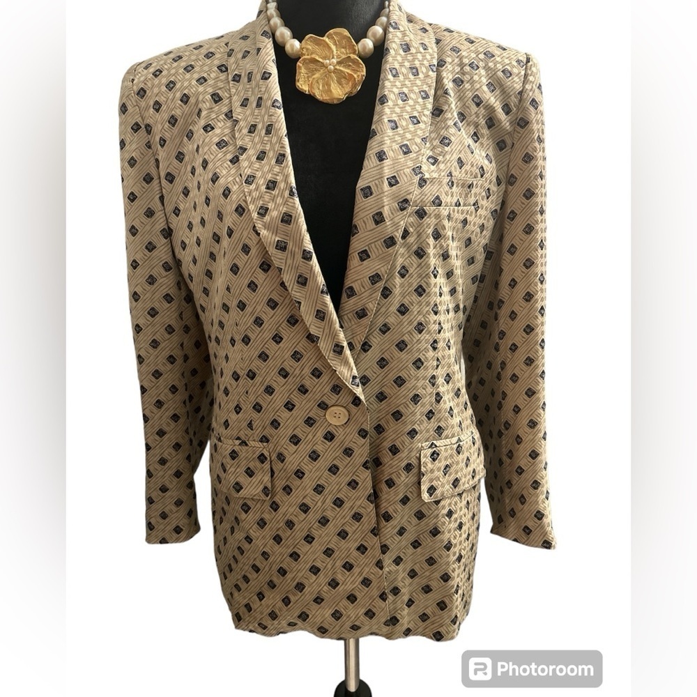 Vintage Anne Klein II Silk Blazer 8P Beige Tan Blue Print 80s Made in Hong Kong